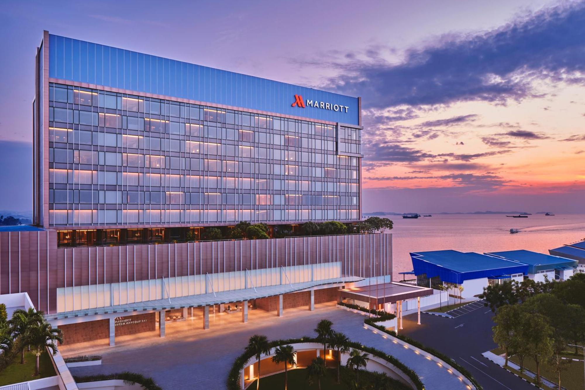 Batam Marriott Hotel Harbour Bay Nagoya Buitenkant foto