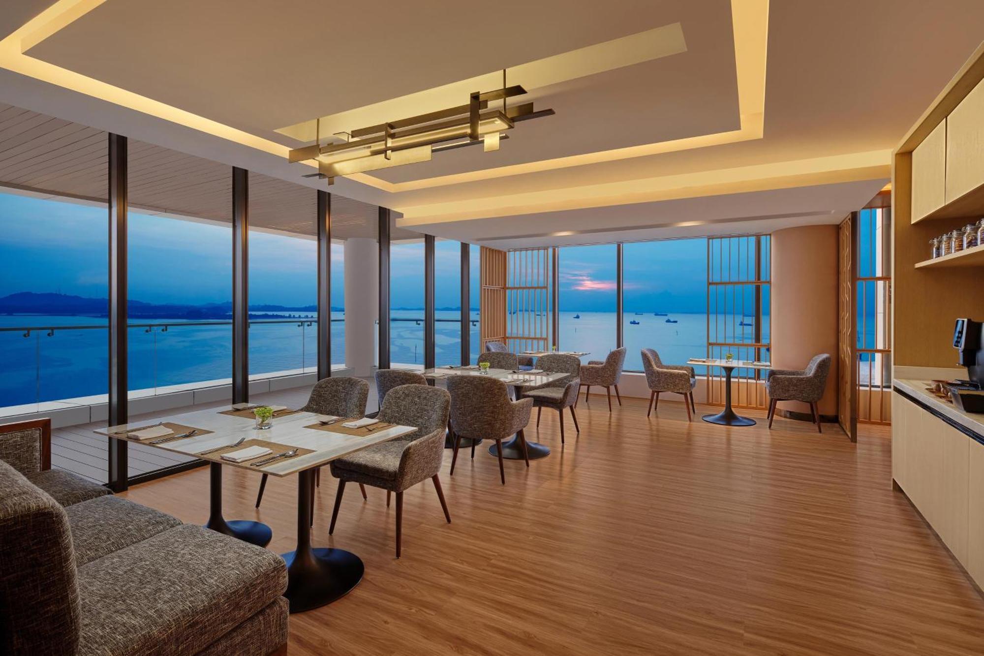 Batam Marriott Hotel Harbour Bay Nagoya Buitenkant foto
