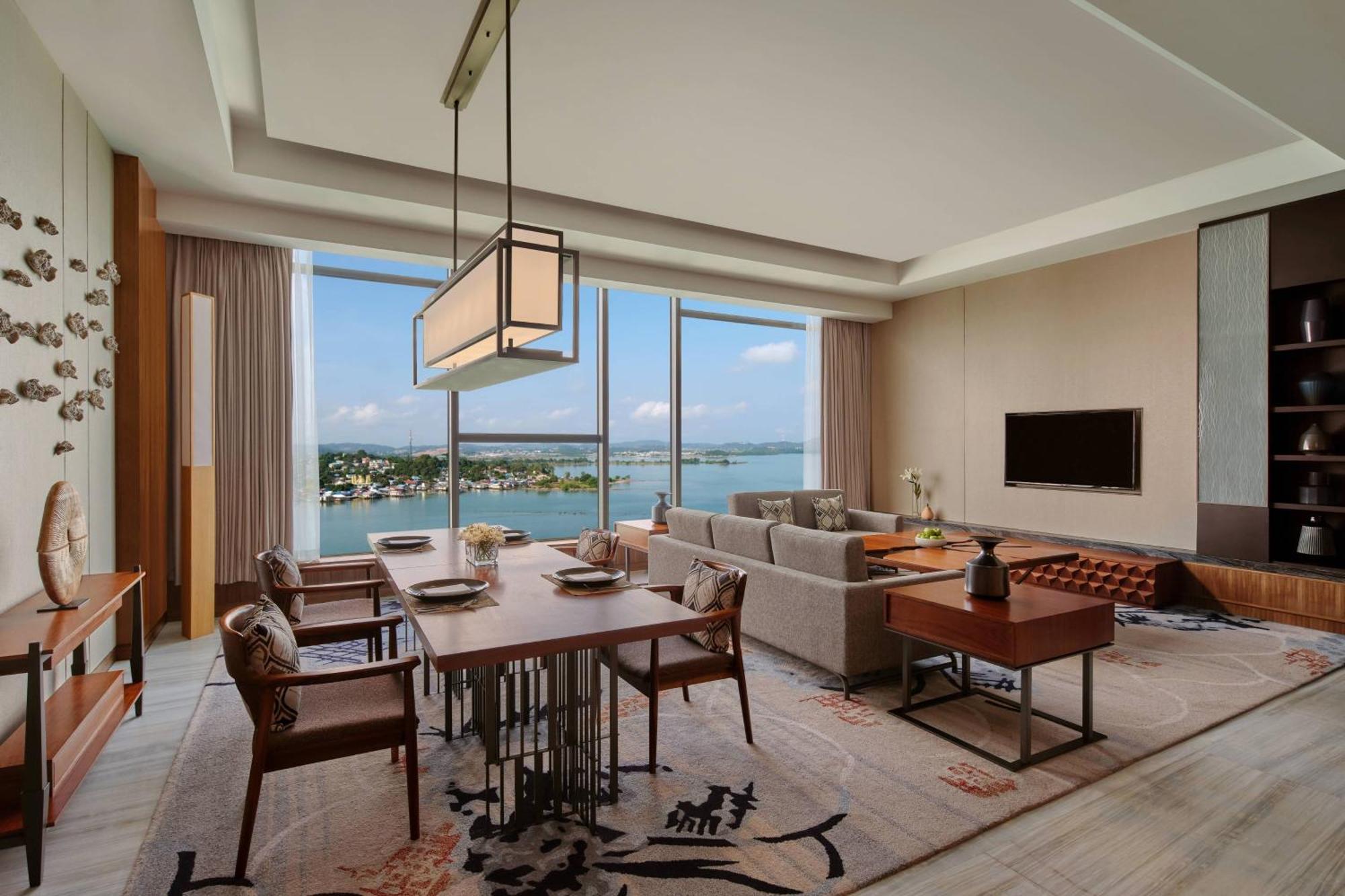 Batam Marriott Hotel Harbour Bay Nagoya Buitenkant foto