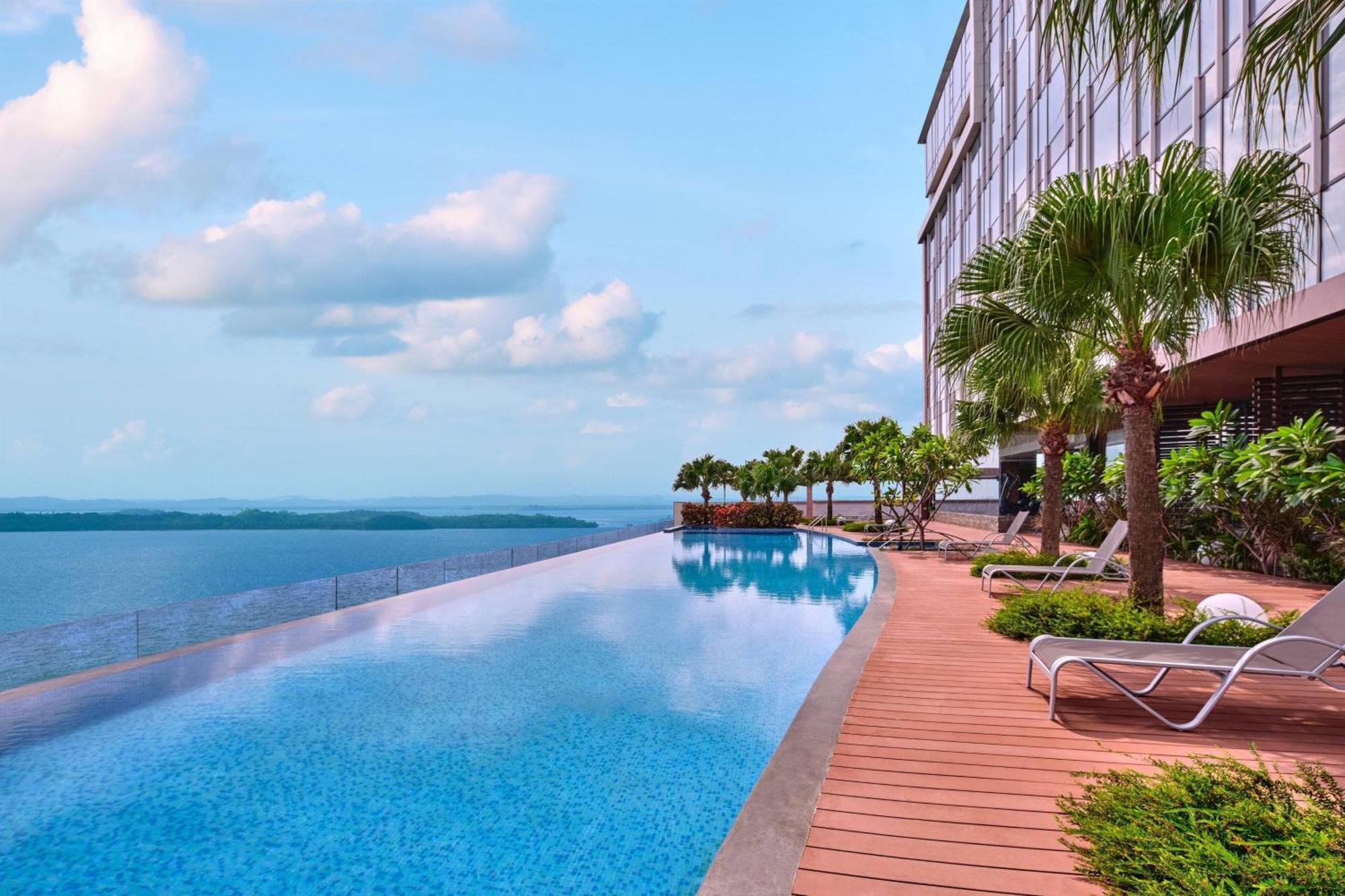 Batam Marriott Hotel Harbour Bay Nagoya Buitenkant foto